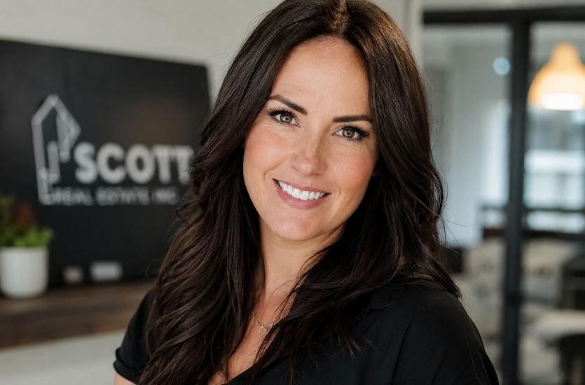 Kelsy Ully: Age, Net Worth, Marriage to Jonathan Scott, Career and Life Today